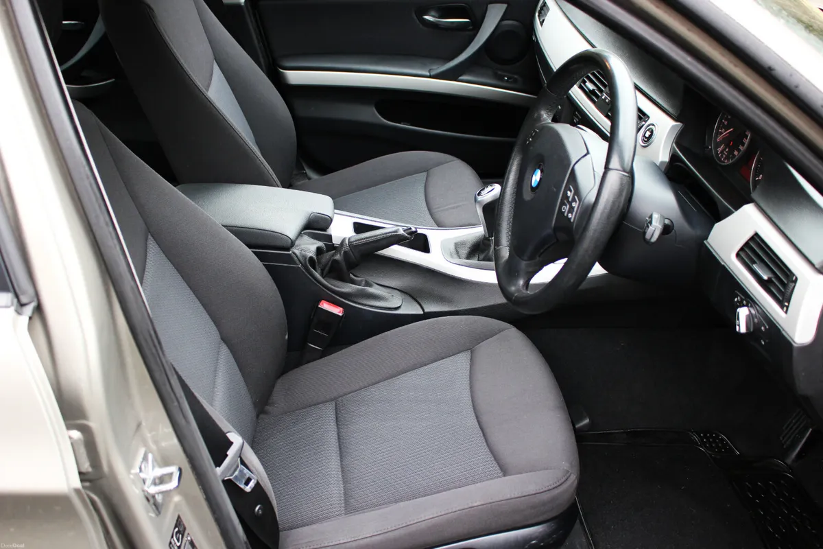 BMW 318D ES/Manual/F.S.H./ONLY 167Kkms - Image 4