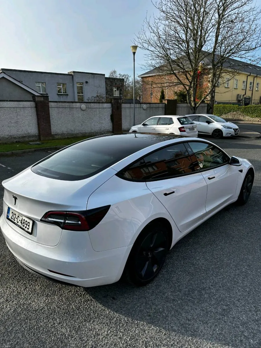 212 TESLA MODEL 3 STANDARD PLUS - Image 4