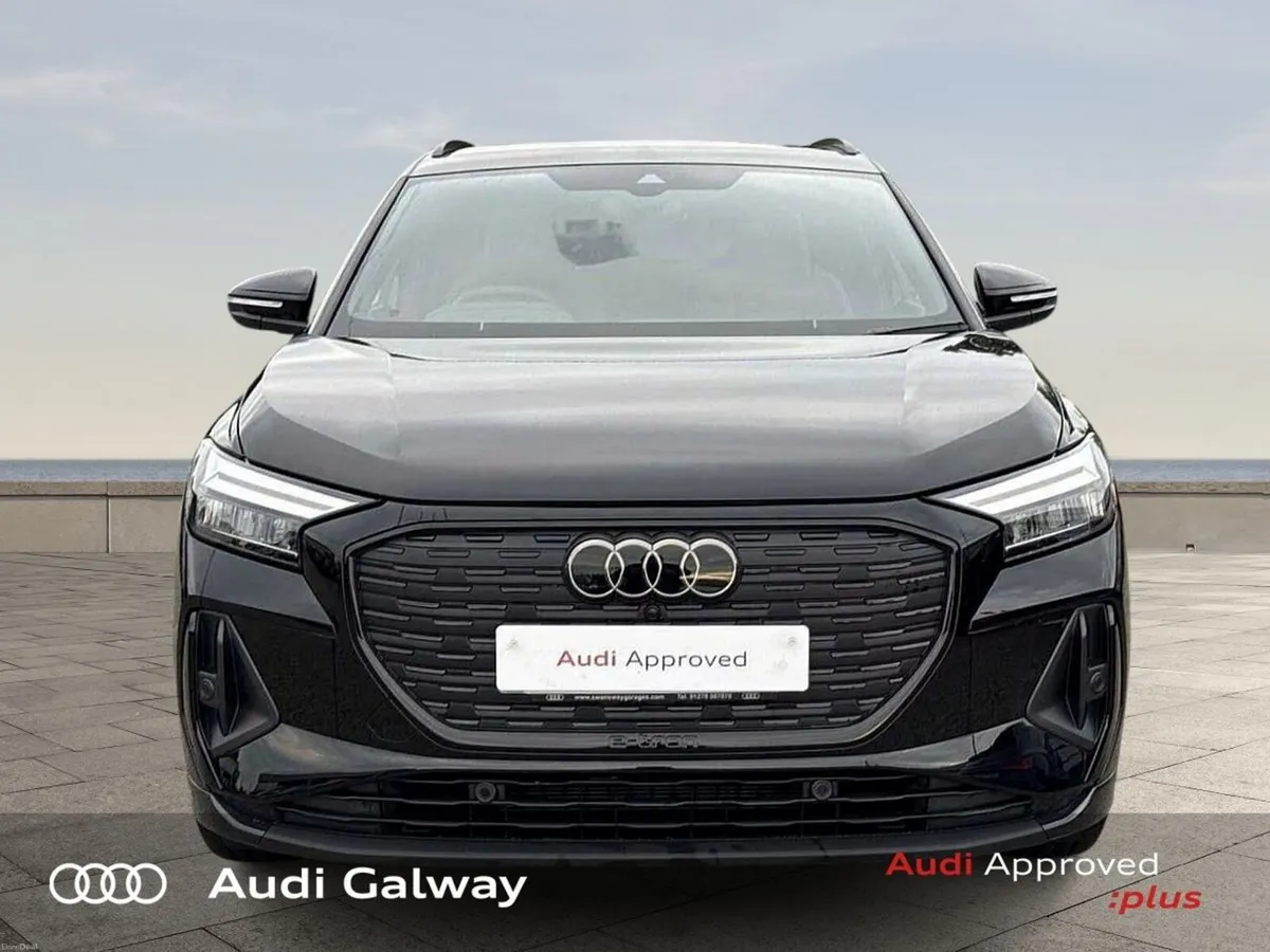 Audi Q4 e-tron E-TRON  45 ~BLACK EDITION~BIG BATTE - Image 2
