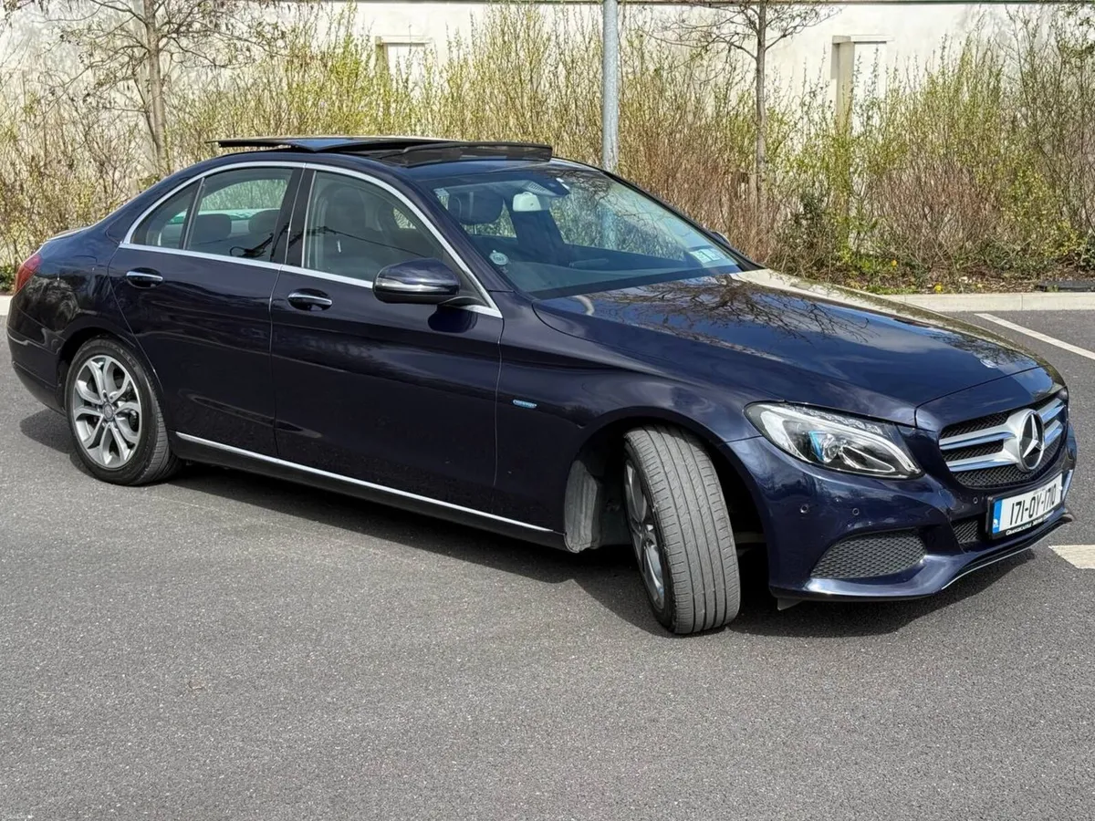 Mercedes-Benz C-Class 2017 - Image 2
