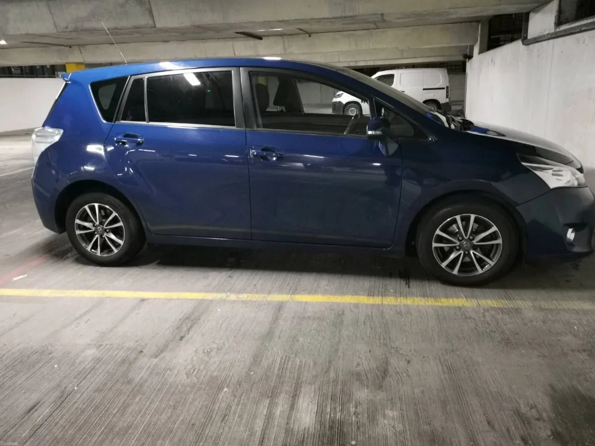 Toyota verso - Image 1