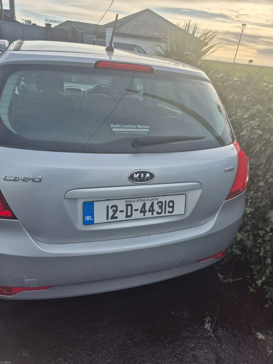 Kia Ceed 2012 - Image 2