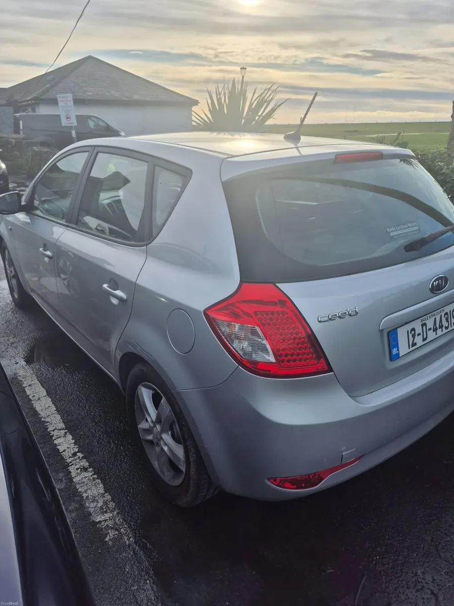 Kia Ceed 2012 - Image 3
