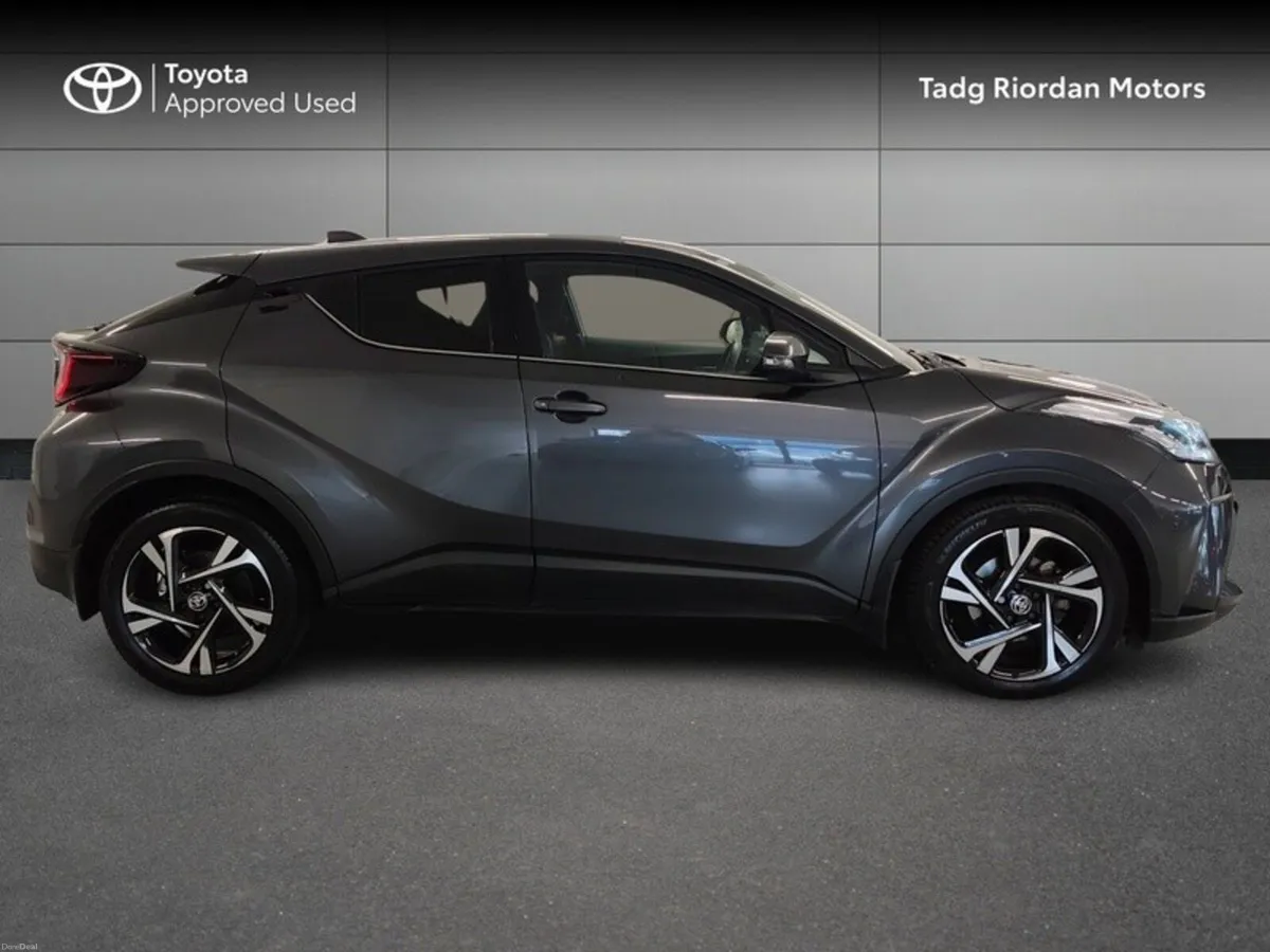 Toyota C-HR HYBRID SPORT - Image 3