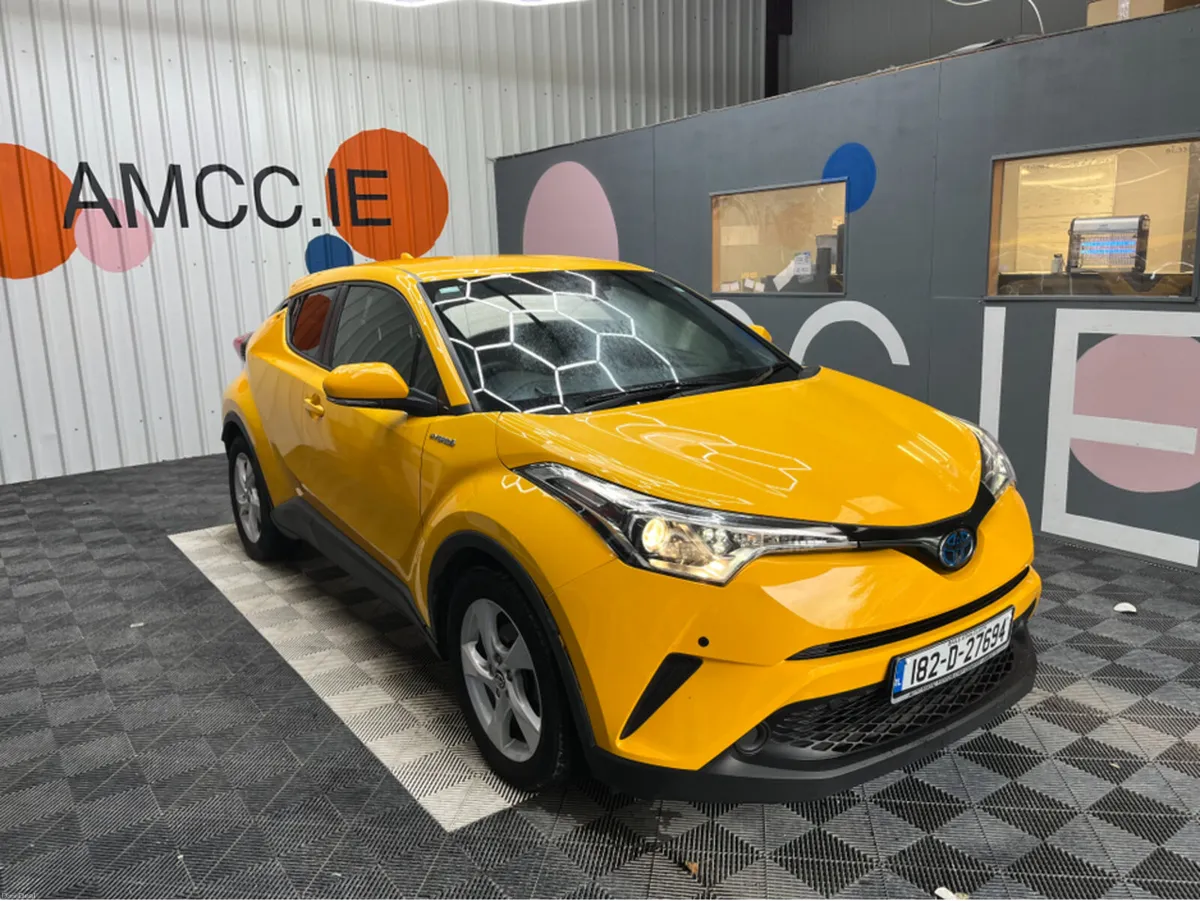Toyota C-HR 2018 TOYOTA C-HR S 1.8 AUTOMATIC / CRU - Image 1