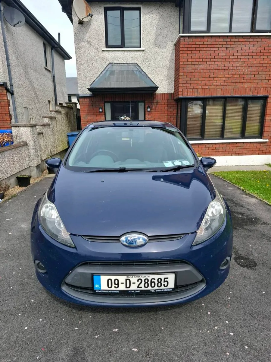 Ford Fiesta 2009 - Image 2