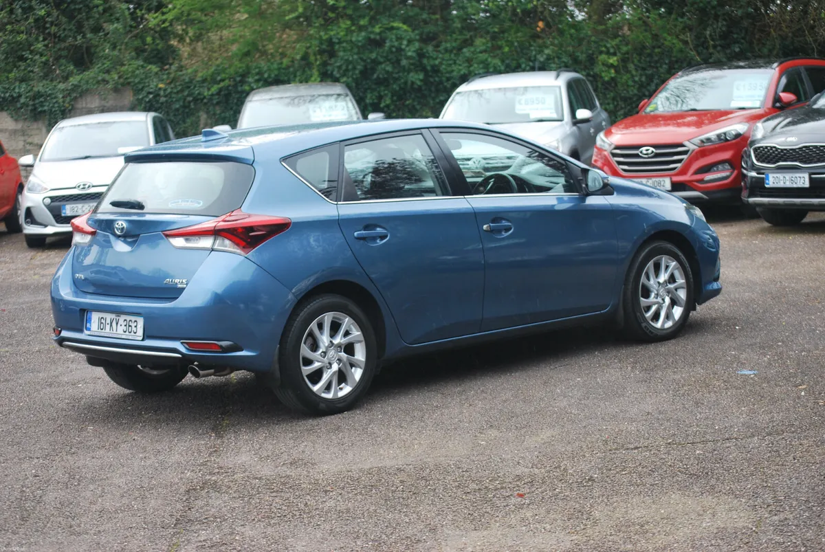 Toyota Auris 2016 1.2 T 5 Door - Image 4