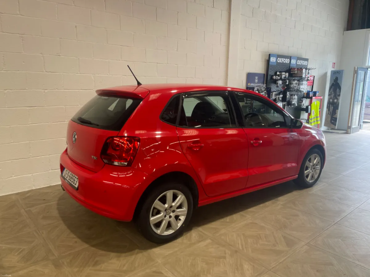 Volkswagen Polo 2012 1.2 AUTO - Image 3