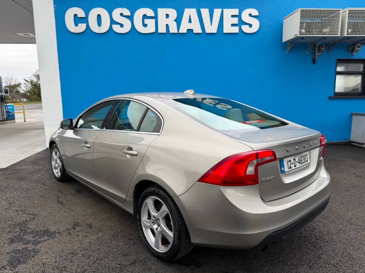 Volvo S60 1.6 Drive SE LUX 115BHP 4DR * FULL LEATH - Image 4