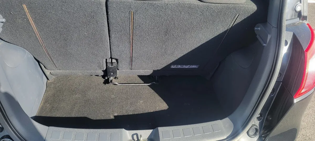 🚗 Stunning Mitsubishi Colt 2011 – Automatic – Qui - Image 4