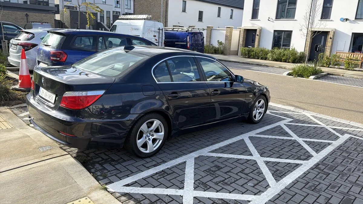 BMW 2009 E60 5 Series - Image 2