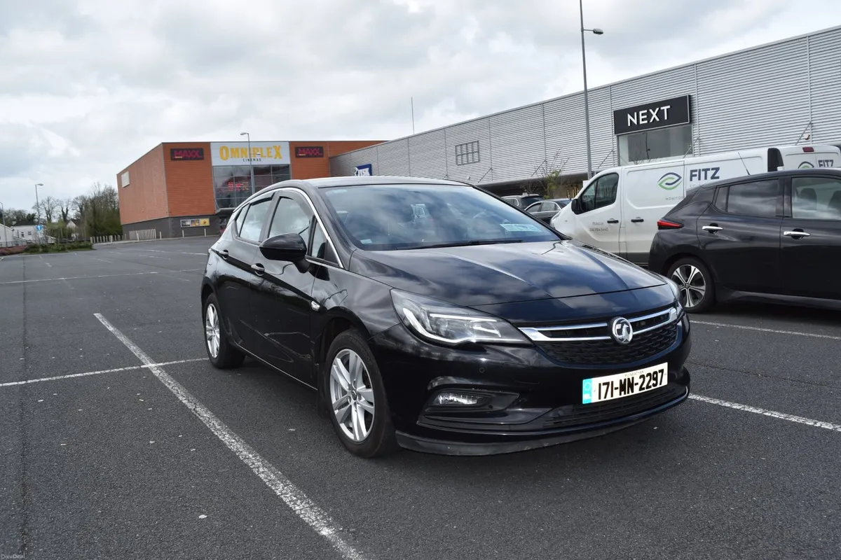 2017 Astra 1.6 CDTI new NCT
Low mileage - Image 1