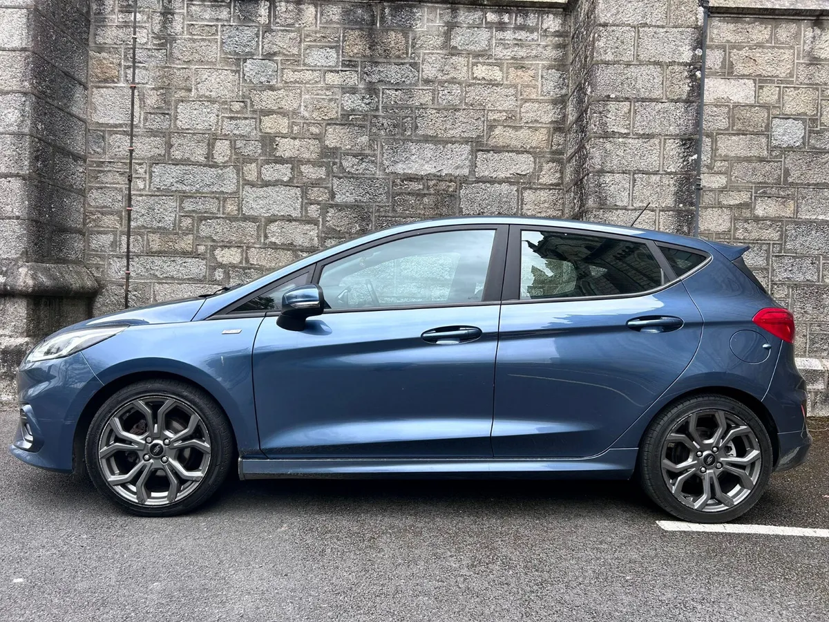 Ford Fiesta 2018 - Image 6