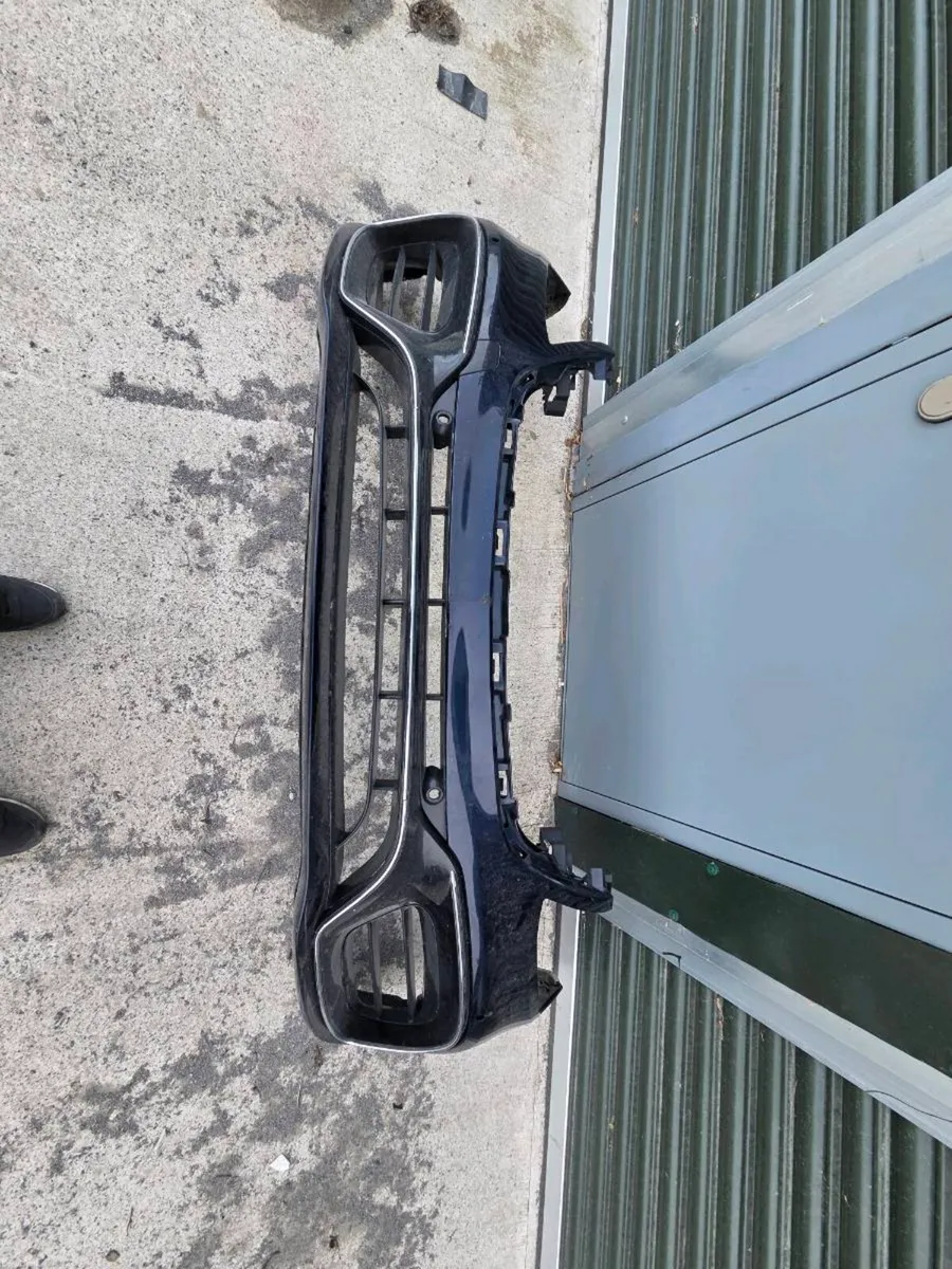 Mercedes amg63 front bumper €500 - Image 1