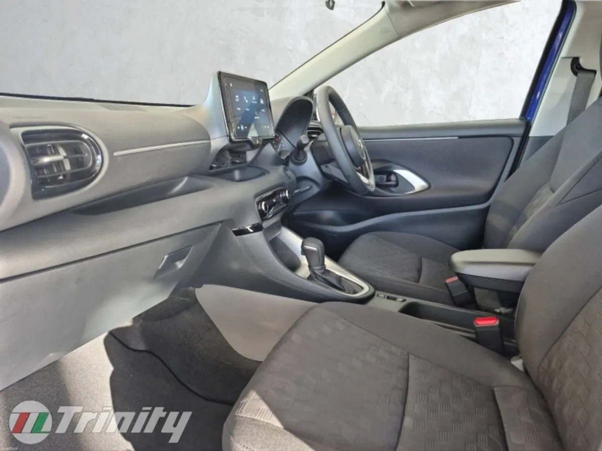 Mazda Mazda2 ** EX MANAGEMENT ** HYBRID ** GREAT V - Image 6