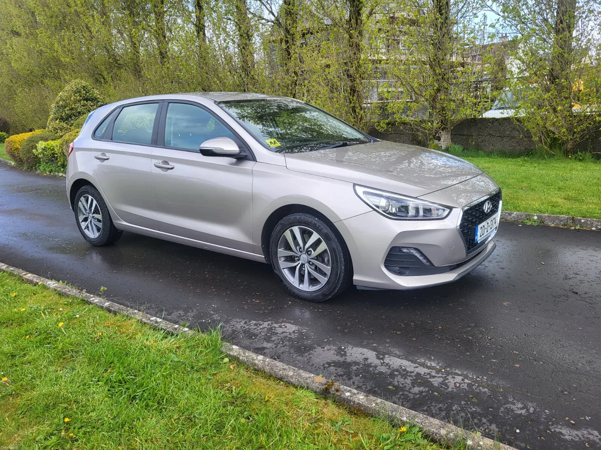 Hyundai i30   DIESEL   LOW KMS - Image 1