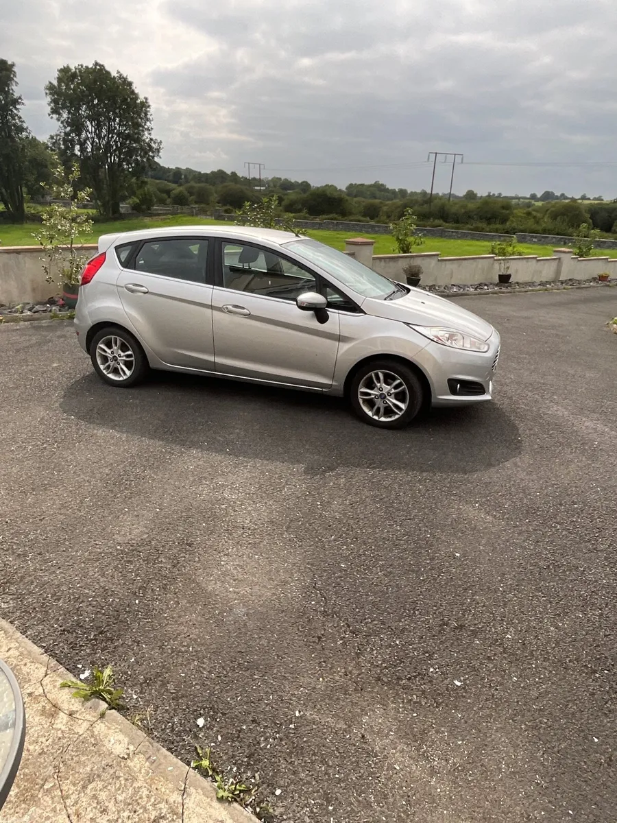 Ford Fiesta 2015 - Image 1