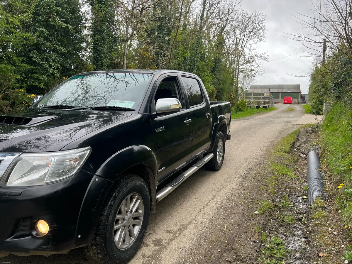 Toyota hilux - Image 3