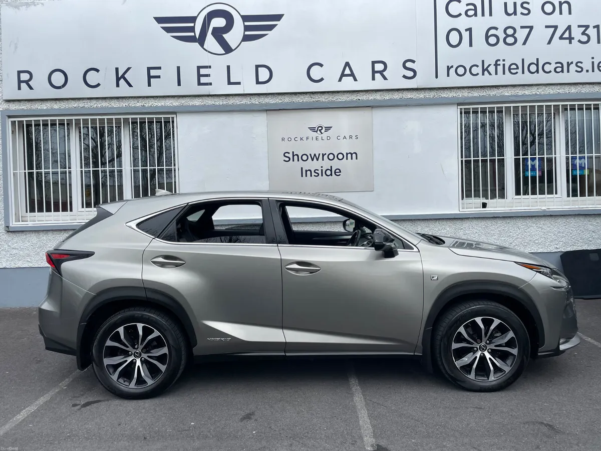 PAN ROOF - HEATED LEATHER - SAT NAV - 270TAX - Image 4