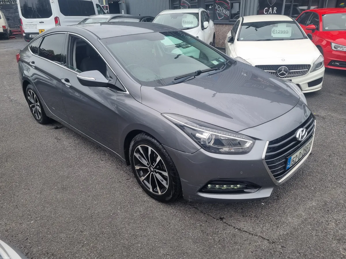 Hyundai i40  Automatic  2015 - Image 2