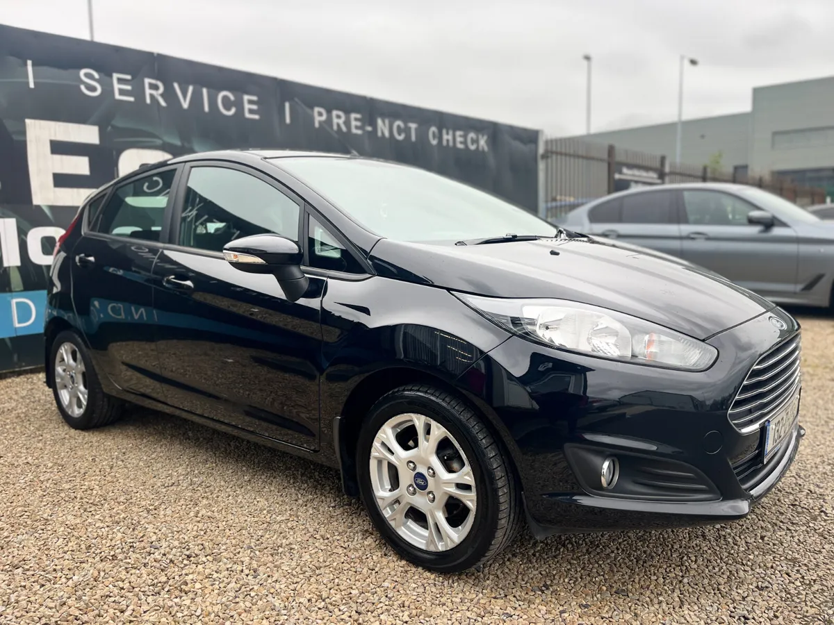 FORD FIESTA, 2013, 1.2 ZETEC, VERY LOW KMS - Image 1