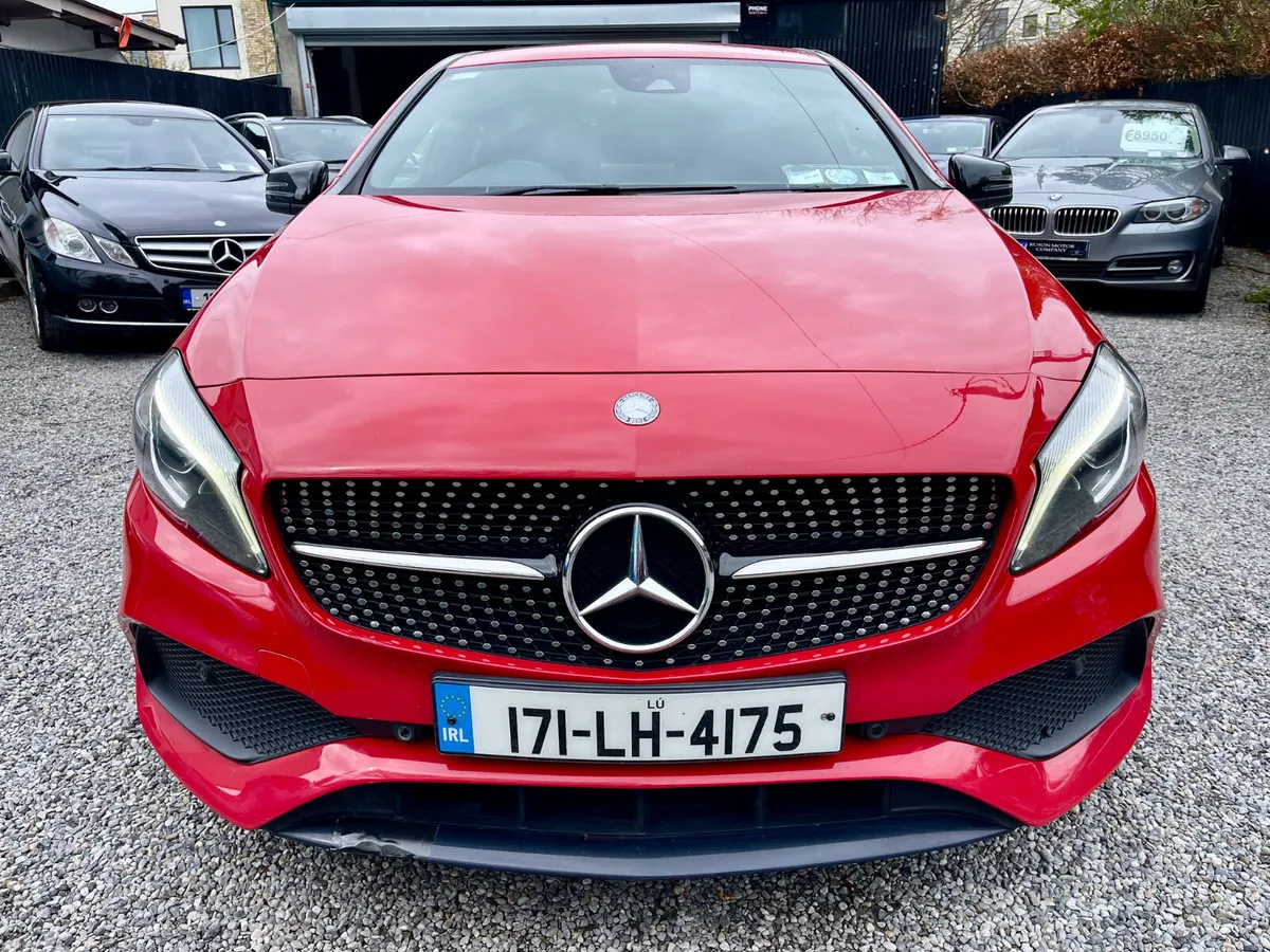 17 Mercedes-Benz A220d AMG Line Auto - Image 4
