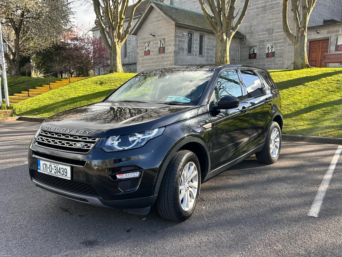 Landrover Discovery Sport - Image 1