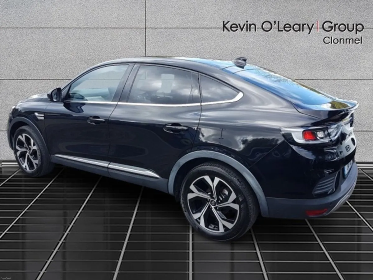 Renault Arkana Techno E-TECH Hybrid 145 Auto - Image 3