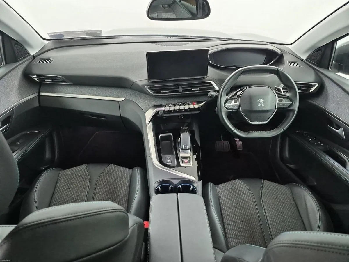 Peugeot 3008 1.5 BlueHDi 130bhp Allure Auto - Image 4