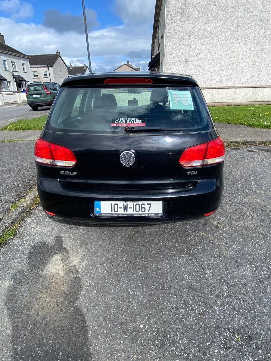Volkswagen Golf 2010 - Image 1