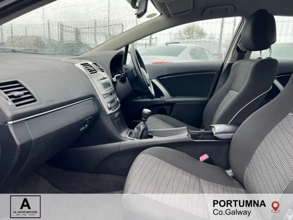 Toyota Avensis D-4D 125 (2.0) Aura Saloon - Image 3