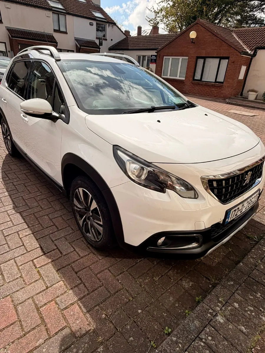 Peugeot 2008 2017 1.2 Allure 5DR Private Sale - Image 1