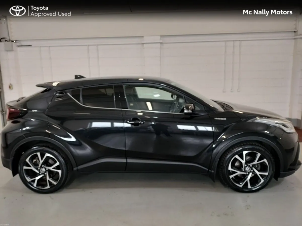 Toyota C-HR HYBRID SPORT 1.8 4DR AUTO - Image 4