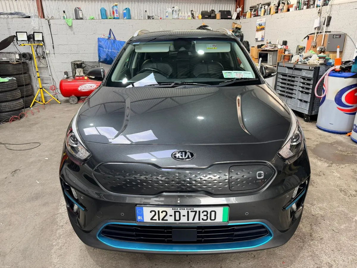 ONE OWNER 64kw SOH 100% 440-400km * RESERVED * - Image 2