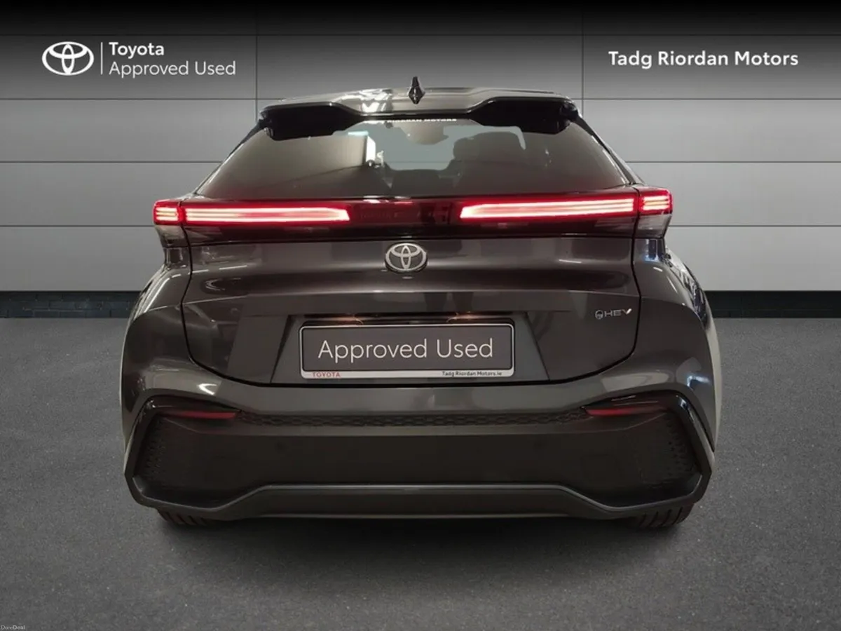 Toyota C-HR HYBRID SOL - Image 4