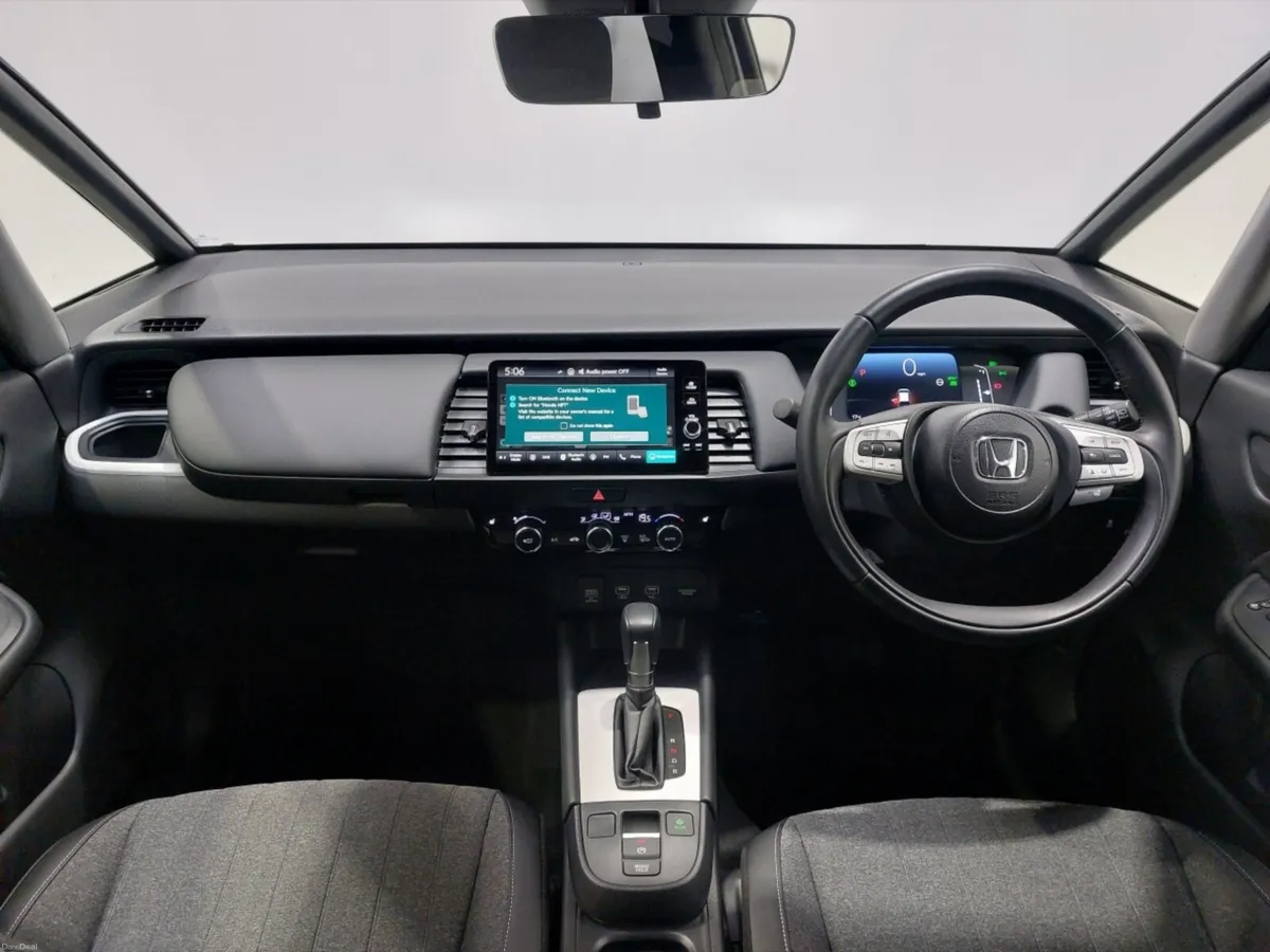 Honda Jazz Hatchback Advance - Image 4