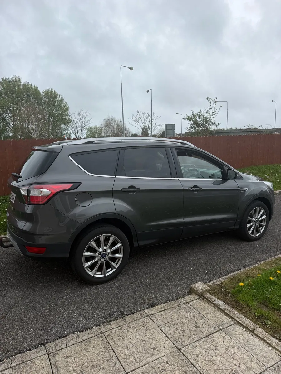 Ford Kuga 2.0 Diesel Titanium - Image 4