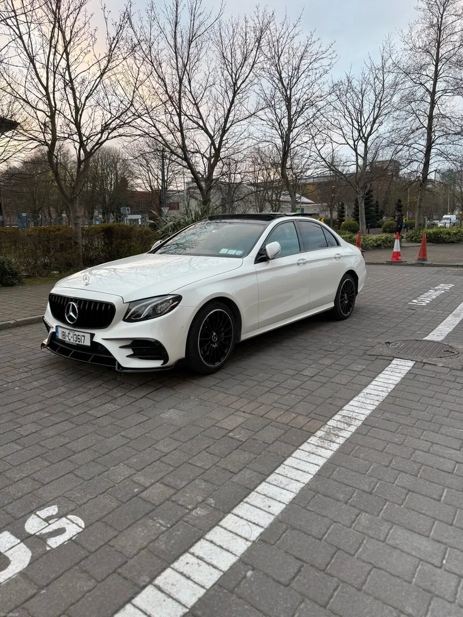 Mercedes E220d AMG Line Imacculate - Image 1