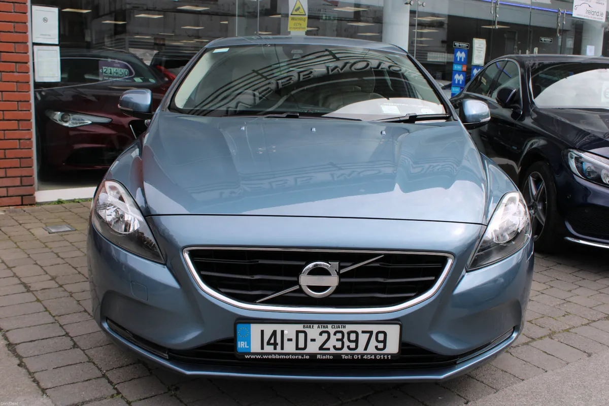 V40 1.6 - SE - 114BHP - LOW KMS 108K KMS - NCT 27 - Image 2