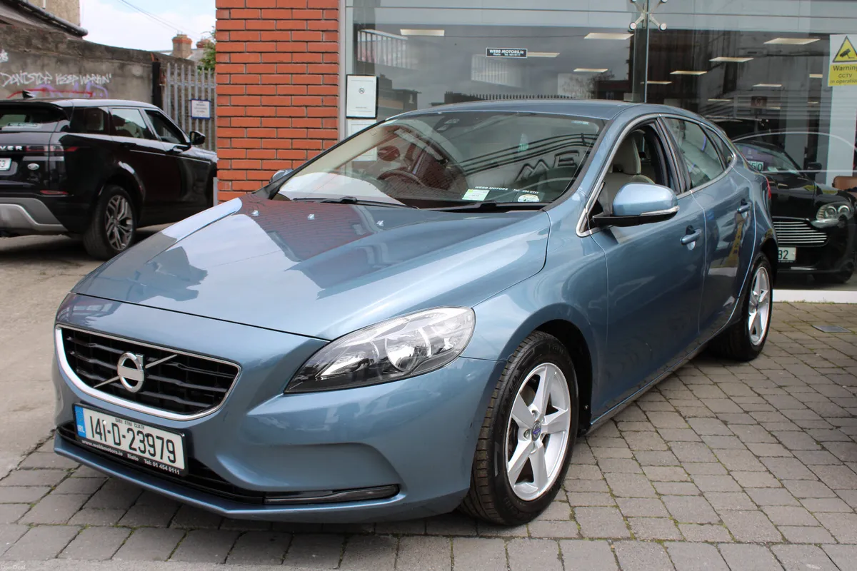 V40 1.6 - SE - 114BHP - LOW KMS 108K KMS - NCT 27 - Image 3