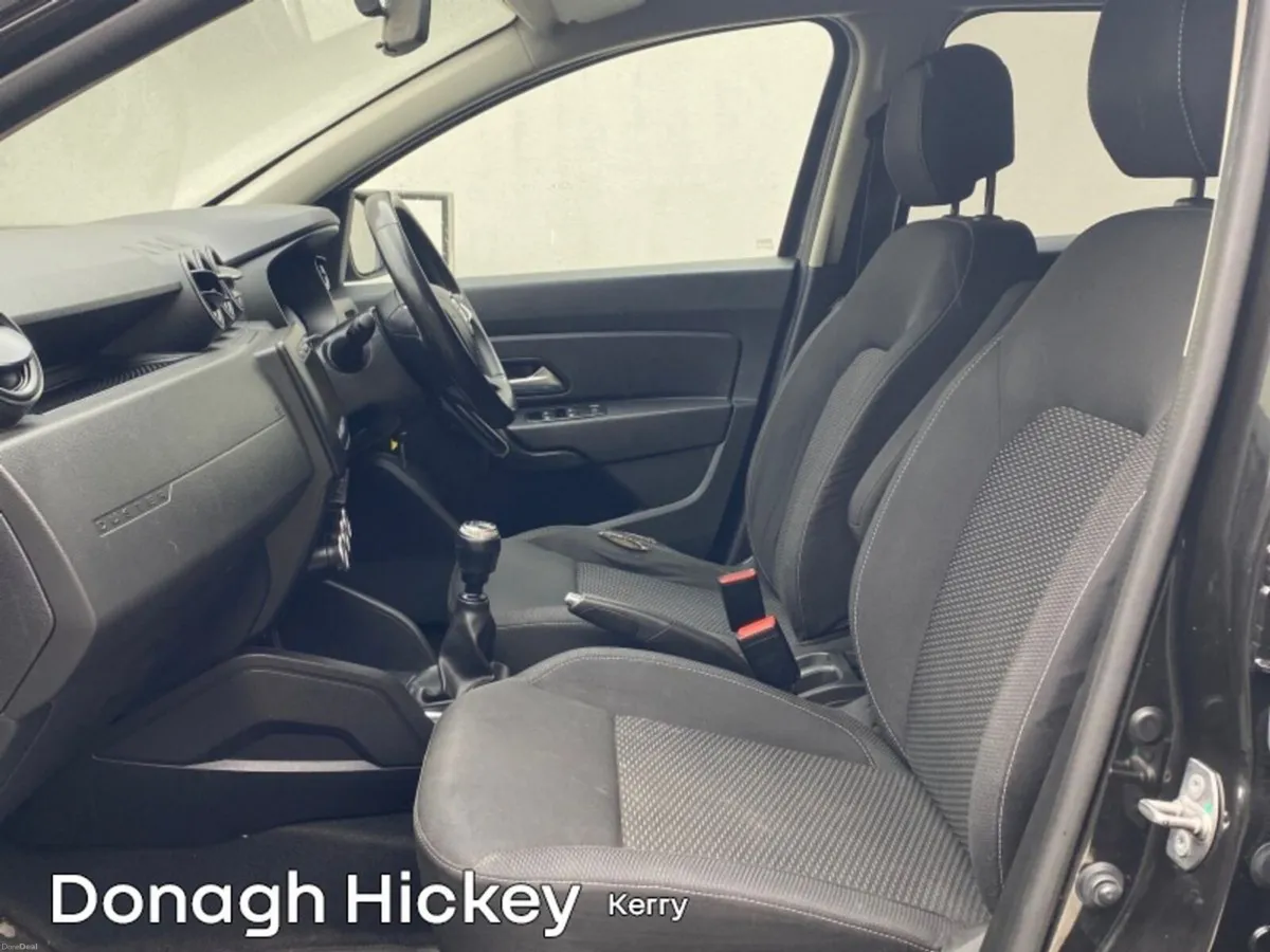 Dacia Duster Blue dCi 115 Comfort - Image 4
