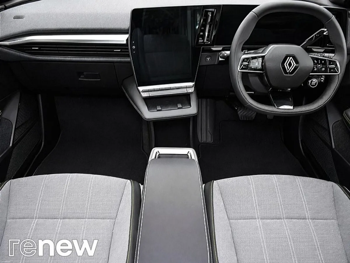 Renault Megane E-Tech Techno Comfort Range EV 60kW - Image 3