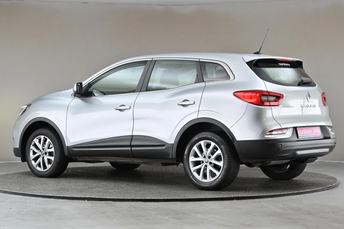 Renault Kadjar 1.5 DCI PLAY BLUE 115BHP 6SPD - Image 6