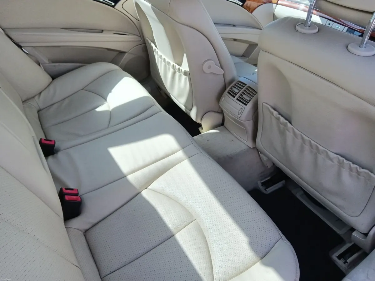 Mercedes-Benz E-Class 2005 - Image 5