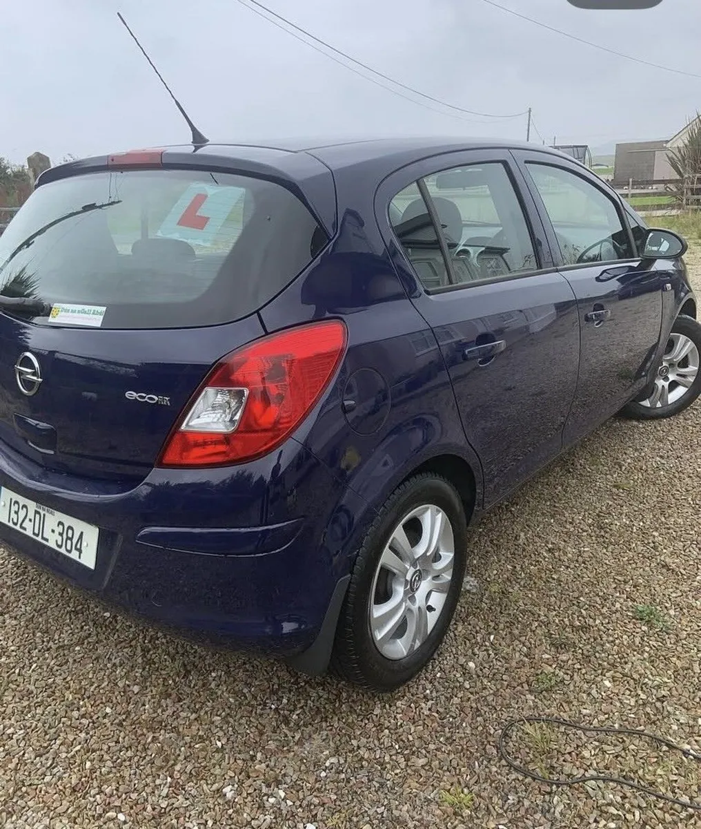 Opel Corsa 2013 manual diesel - Image 2