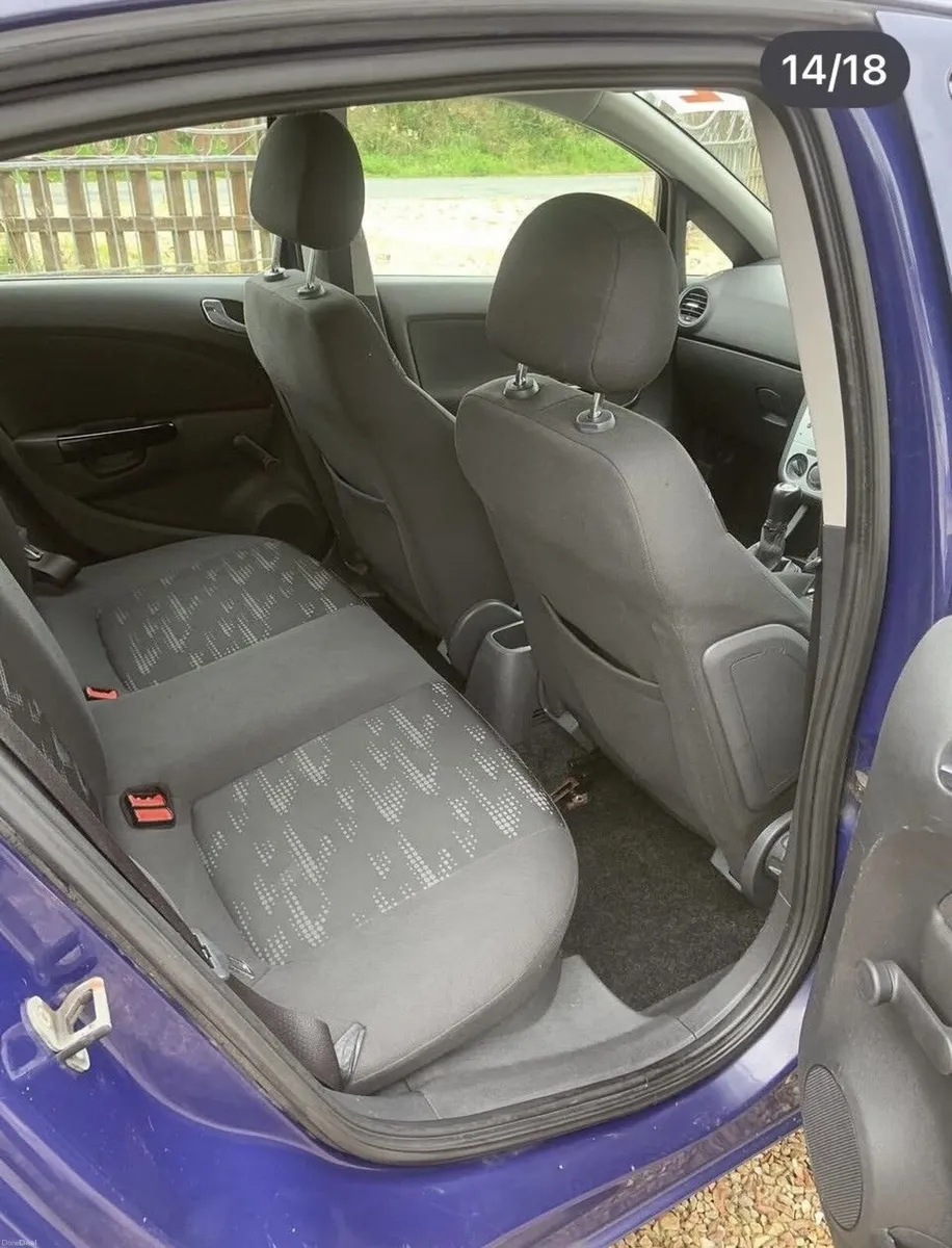 Opel Corsa 2013 manual diesel - Image 4