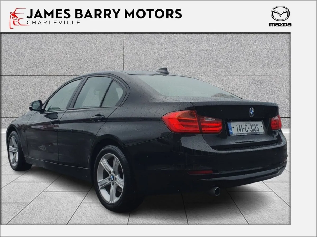 BMW 3-Series 318D SE // 1/27 NCT - Image 4