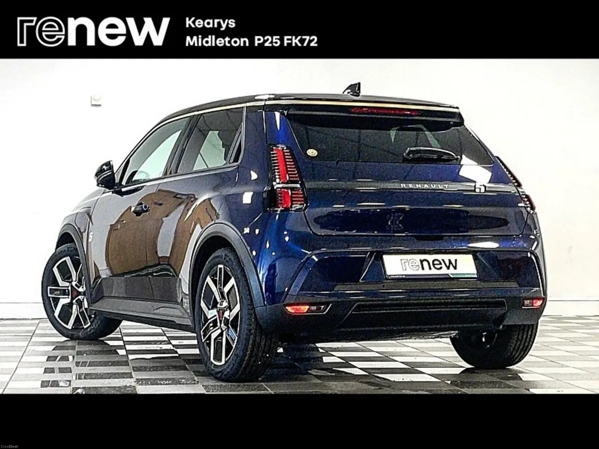 Renault 5 Iconic 52kWh 150hp - Image 3