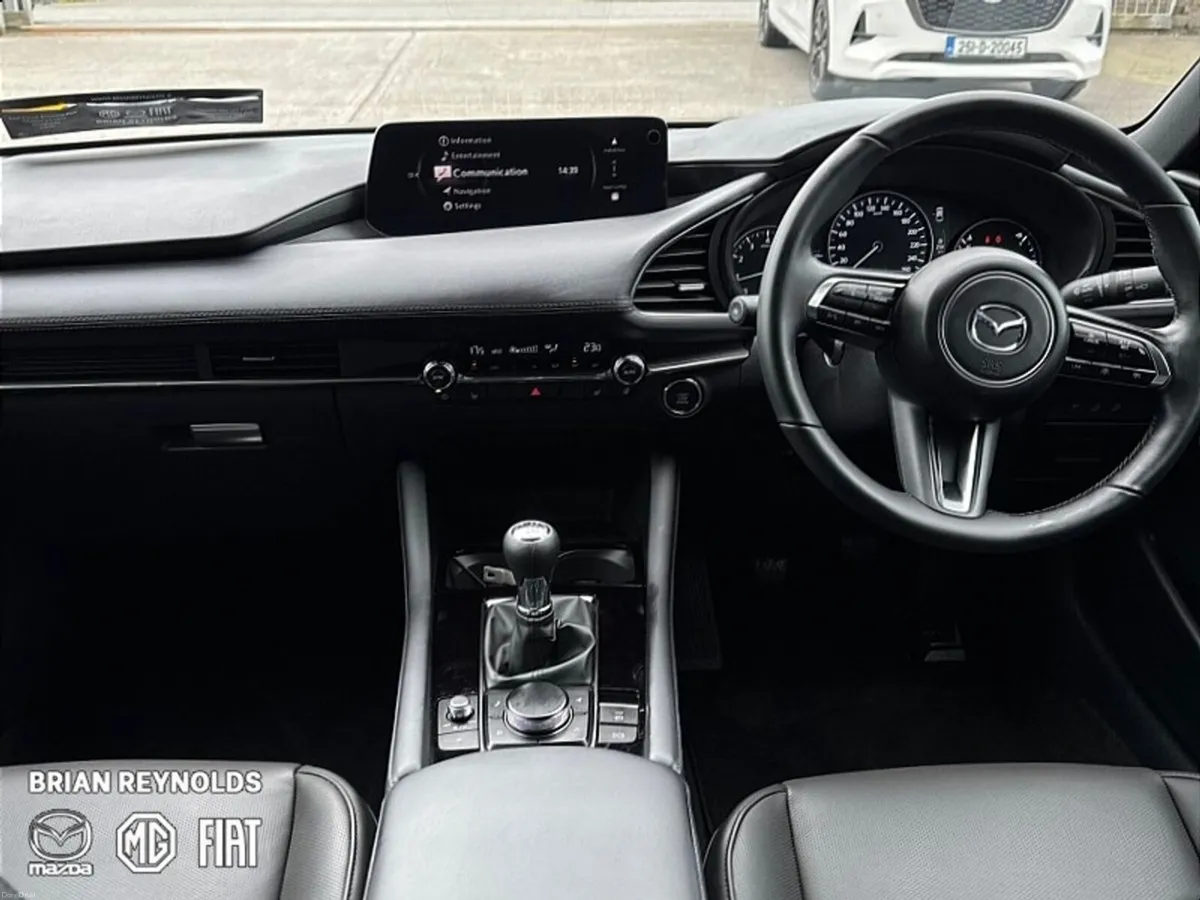 Mazda Mazda3 2.5L e-SKYACTIV G 140ps 6MT Takumi - Image 2