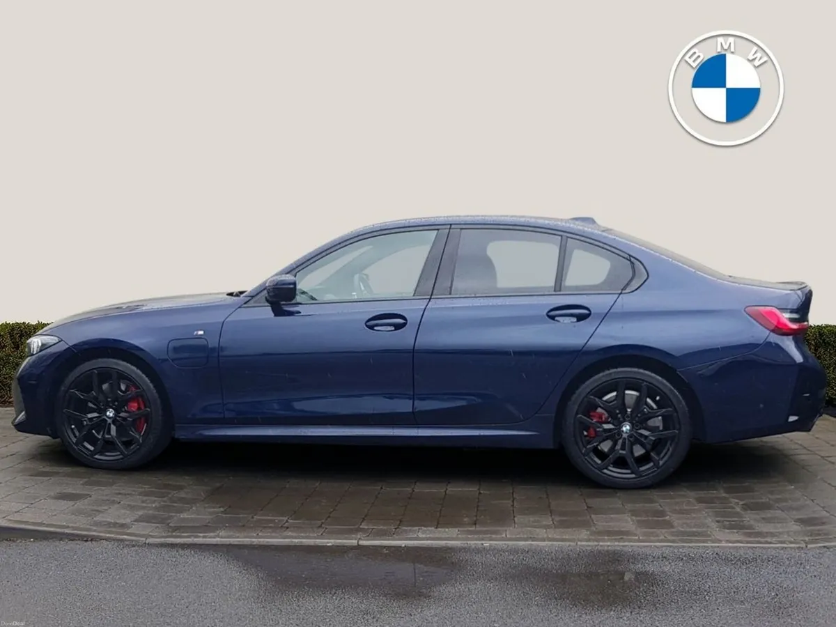 BMW 3-Series 330e M Sport - Image 3